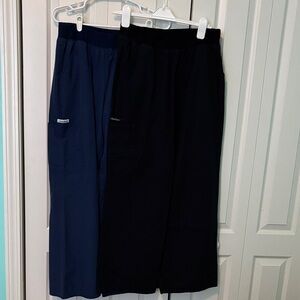 Women’s Cherokee Navy and Black Scrub Pants Size Medium